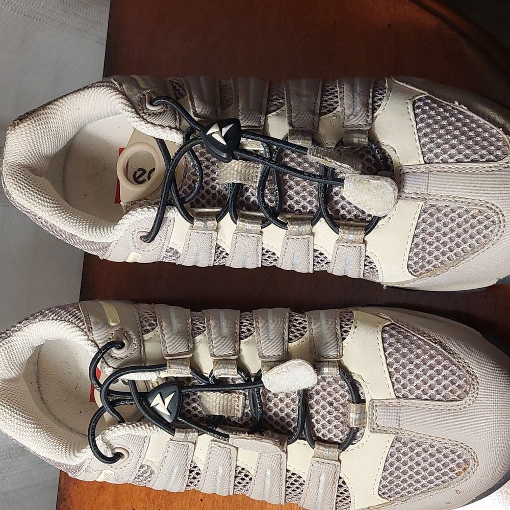 New women's shoes